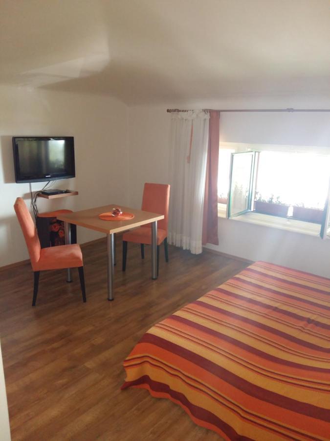Studio Apartman Kamelija Apartment Opatija Luaran gambar